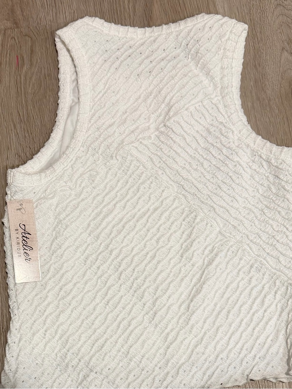 American Atelier White Textured Sleeveless Cowl Tank Top - Picture 4 of 4